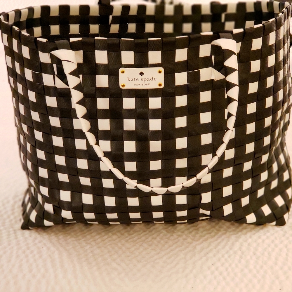 Kate Spade Black & White Woven Bag/Tote